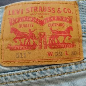 Levis light wash